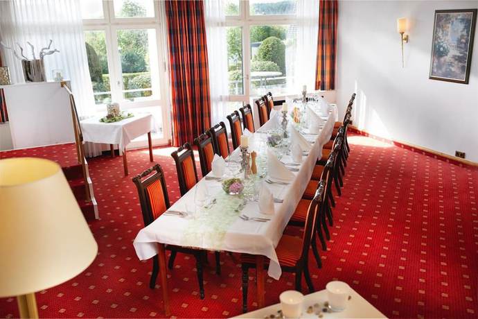 Imagen del bar/restaurante del Hotel Derichsweiler Hof. Foto 8