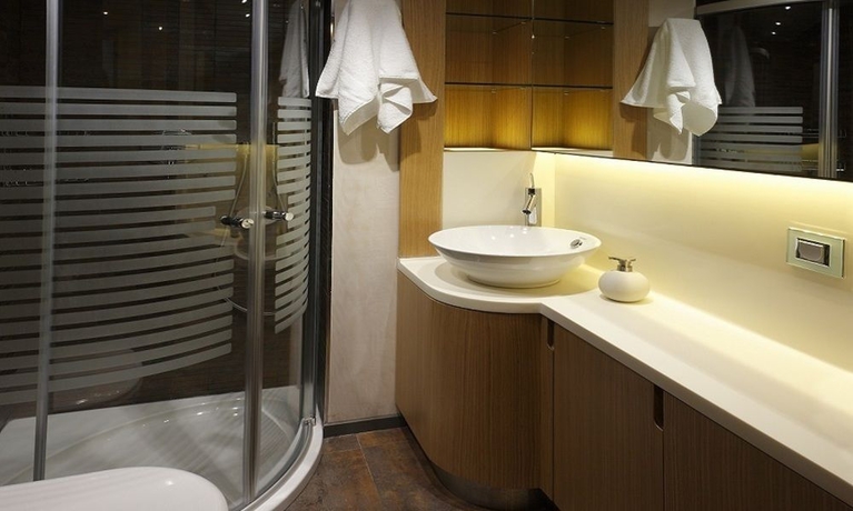 Imagen de la habitación del Hotel Deris Bosphorus Lodge. Foto 11