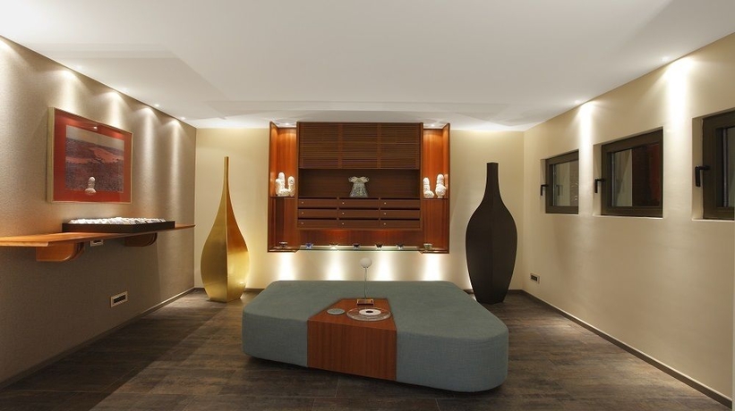 Imagen de los interiores del Hotel Deris Bosphorus Lodge. Foto 16