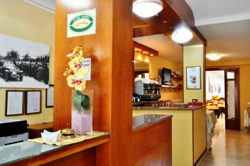 Imagen de la habitación del Hotel Derna. Foto 3