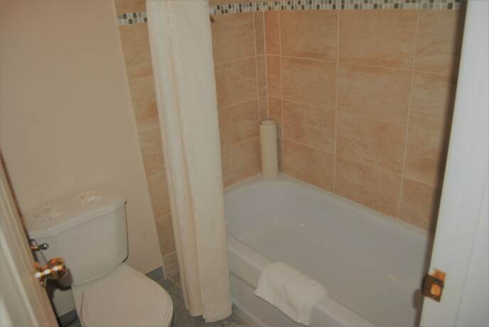 Imagen general del Hotel Derrick Motel. Foto 3