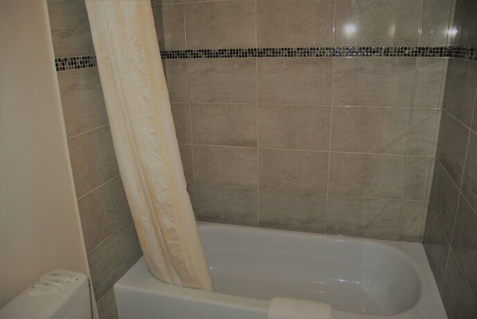 Imagen general del Hotel Derrick Motel. Foto 6