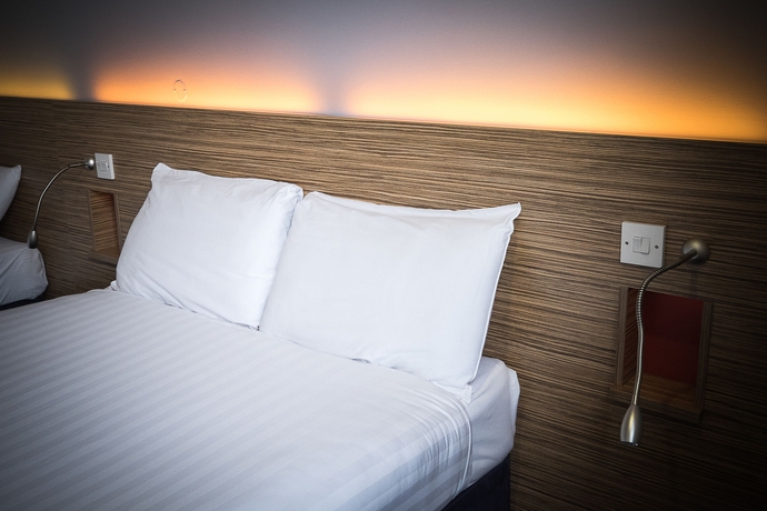 Imagen de la habitación del Hotel Derry Travelodge. Foto 9