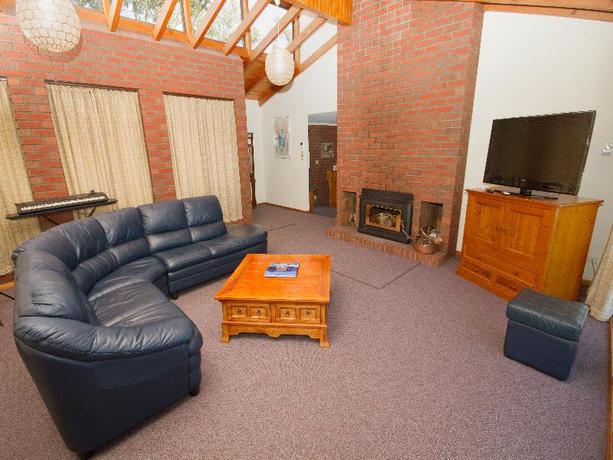 Imagen de los interiores del Hotel Derwent Retreat. Foto 16