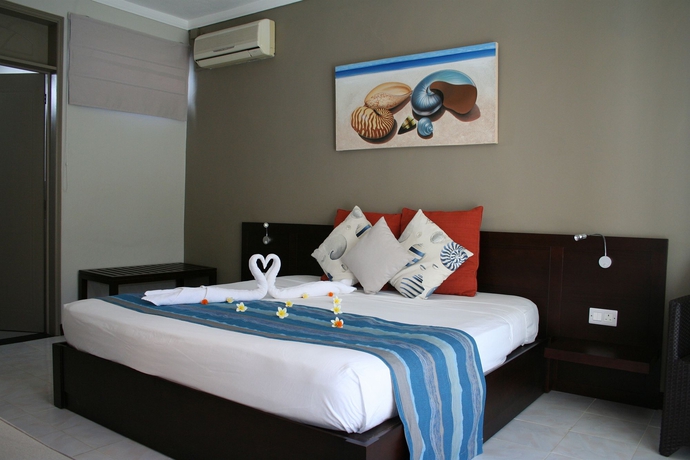 Imagen de la habitación del Hotel Des 2 Mondes. Foto 7