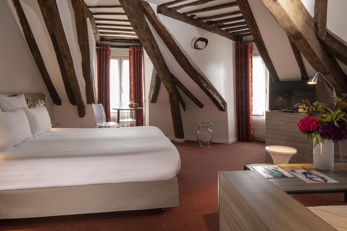 Imagen de la habitación del Hotel Des 3 Collèges. Foto 5