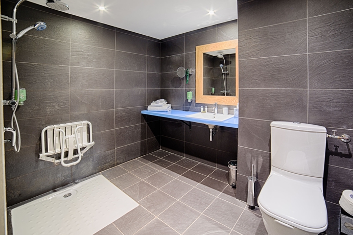 Imagen de la habitación del Hotel Des Aiglons Chamonix. Foto 9