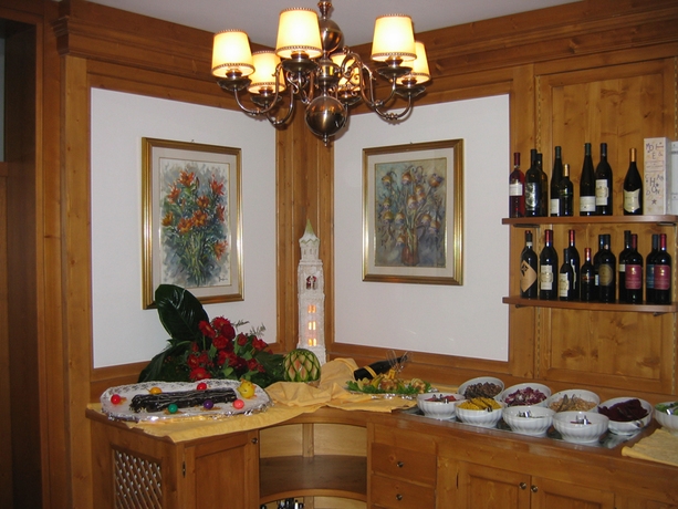 Imagen general del Hotel Des Alpes, Cortina d'Ampezzo . Foto 7