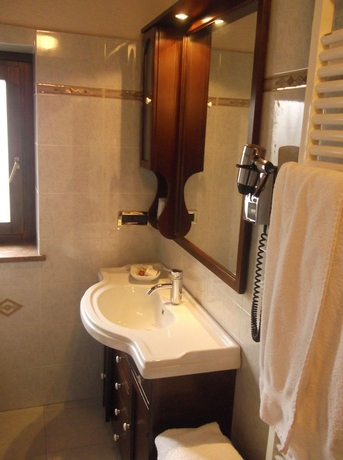 Imagen de la habitación del Hotel Des Alpes, Saint-Rhemy-En-Bosses. Foto 12