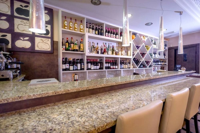 Imagen del bar/restaurante del Hotel Des Alpes, Turín. Foto 7