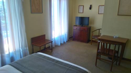 Imagen de la habitación del Hotel Des Arcades. Foto 16