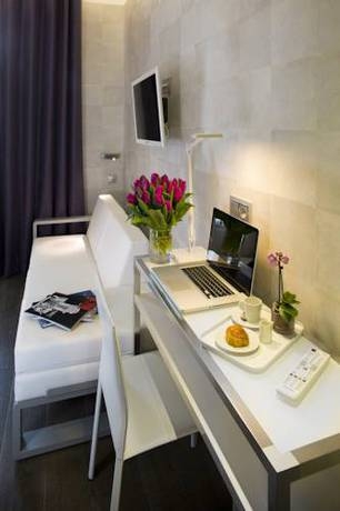 Imagen general del Hotel Des Arceaux. Foto 3