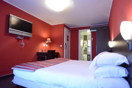 Imagen de la habitación del Hotel Des Archives. Foto 2