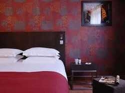 Imagen de la habitación del Hotel Des Archives. Foto 4