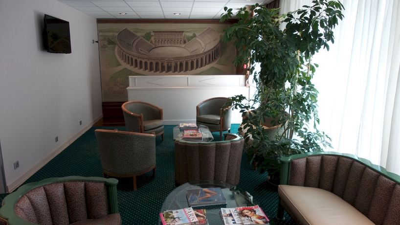 Imagen de los interiores del Hotel Des Arènes. Foto 14
