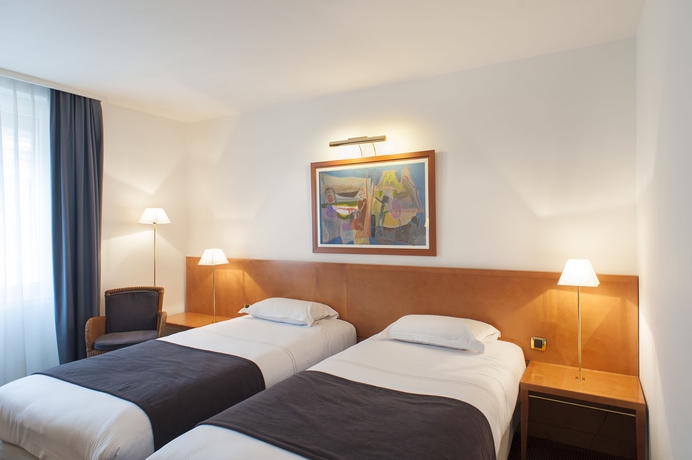 Imagen de la habitación del Hotel Des Artistes, Lyon. Foto 6