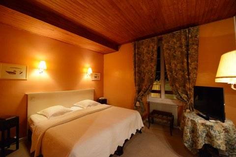 Imagen de la habitación del Hotel Des Artistes, TARASCON. Foto 5