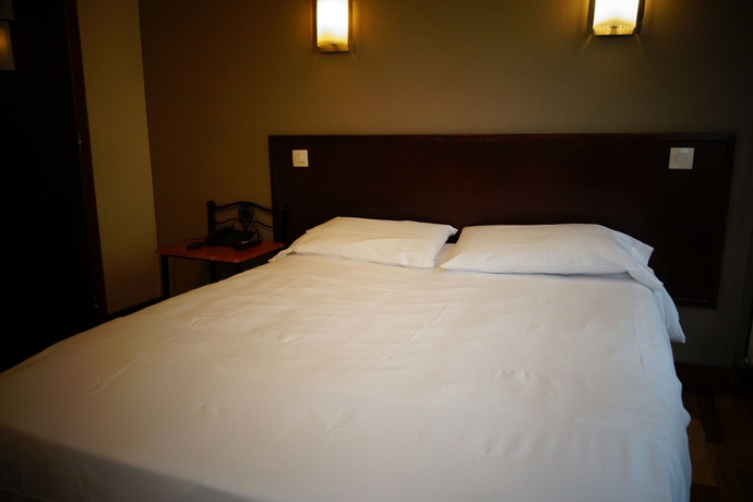 Imagen de la habitación del Hotel Des Arts Bastille. Foto 8