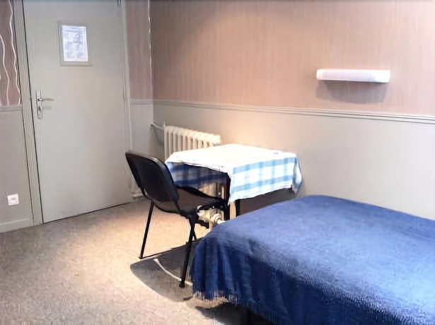 Imagen de la habitación del Hotel Des Arts, París. Foto 12