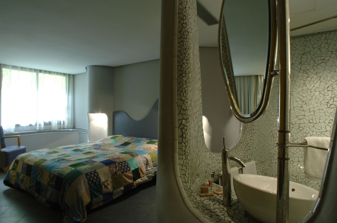 Imagen de la habitación del Hotel Des Arts Resort and Spa. Foto 9