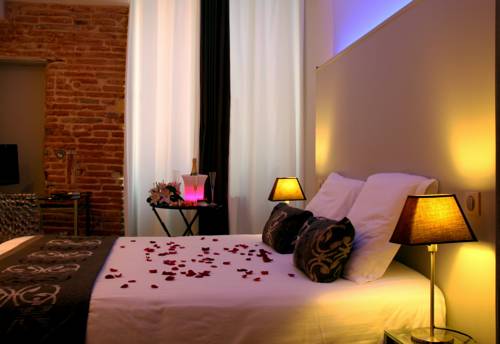 Imagen de la habitación del Hotel Des Arts, Toulouse. Foto 16