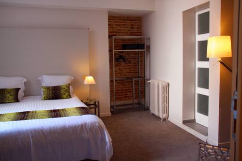 Imagen de la habitación del Hotel Des Arts, Toulouse. Foto 17