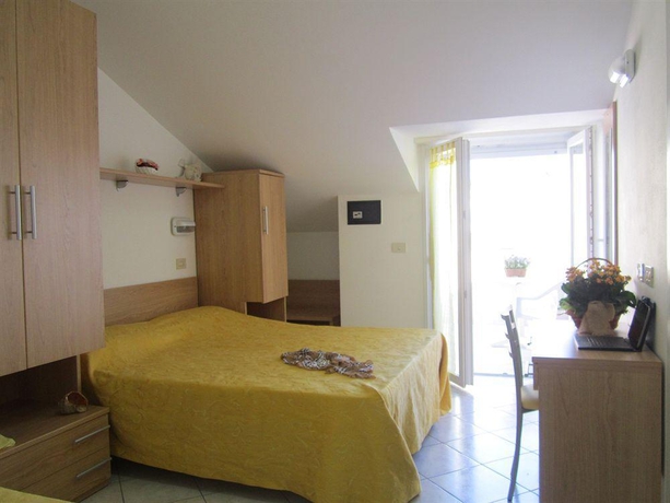 Imagen general del Hotel Des Bains, Cattolica. Foto 8