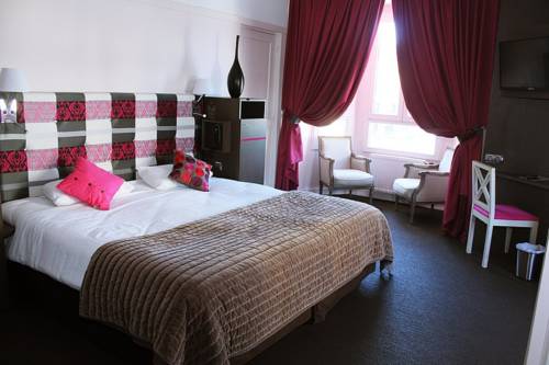 Imagen de la habitación del Hotel Des Bains, Granville. Foto 6