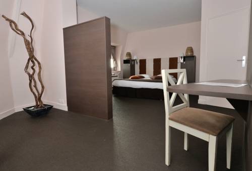 Imagen de la habitación del Hotel Des Bains, Granville. Foto 12