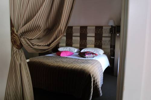 Imagen de la habitación del Hotel Des Bains, Granville. Foto 16