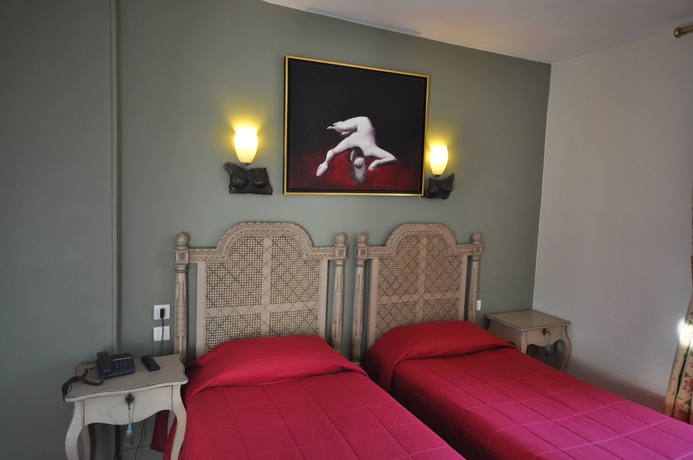 Imagen de la habitación del Hotel Des Bains, Montparnasse. Foto 11