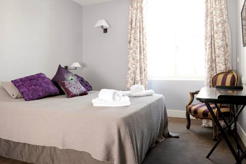 Imagen de la habitación del Hotel Des Basses Pyrénées. Foto 8