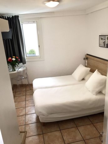 Imagen de la habitación del Hotel Des Calanques. Foto 10