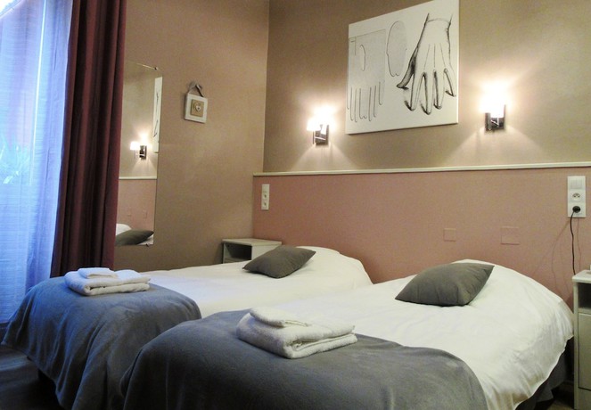 Imagen de la habitación del Hotel Des Causses. Foto 4