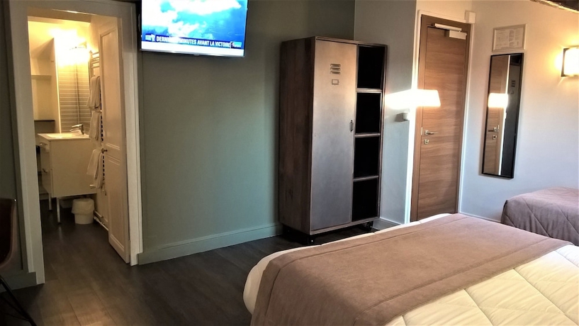 Imagen de la habitación del Hotel Des Cèdres. Foto 15