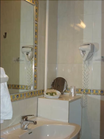 Imagen de la habitación del Hotel Des Chazes. Foto 17