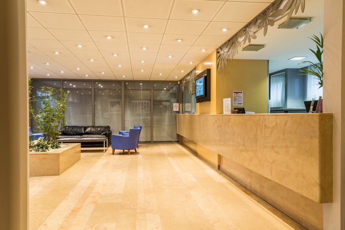 Imagen de los interiores del Hotel Des Congrès. Foto 14