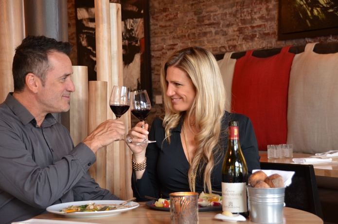 Imagen del bar/restaurante del Hotel Des Coutellier. Foto 6