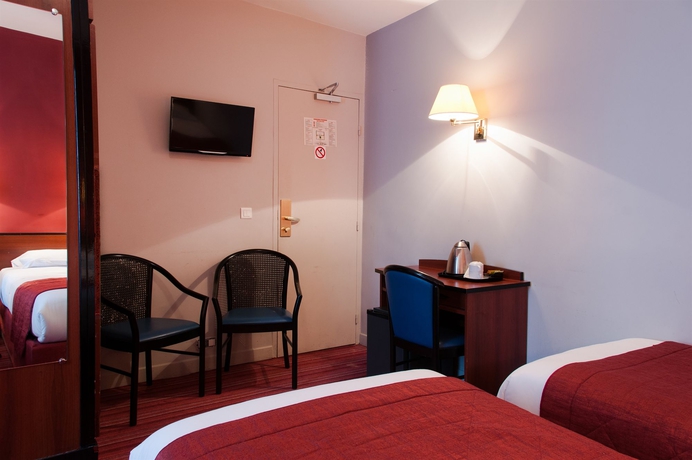 Imagen de la habitación del Hotel Des Deux Avenues. Foto 5