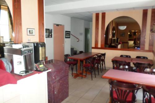 Imagen de la habitación del Hotel Des Deux Porches. Foto 7
