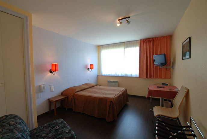 Imagen de los interiores del Hotel Des Dhuits. Foto 13