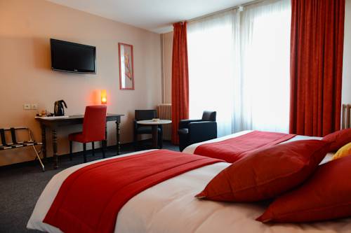 Imagen de la habitación del Hotel Des Ducs, ALENCON. Foto 7