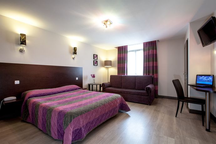 Imagen de la habitación del Hotel Des Ducs. Foto 5