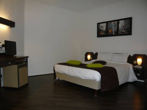 Imagen general del Hotel Des Etats Unis. Foto 4