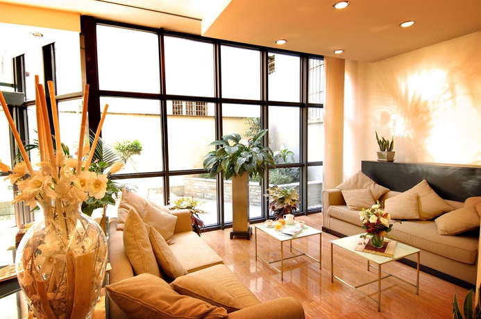 Imagen de los interiores del Hotel Des Etrangers. Foto 13