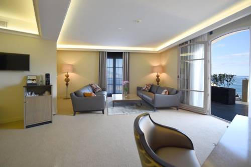 Imagen de la habitación del Hotel Des Gouverneurs. Foto 6