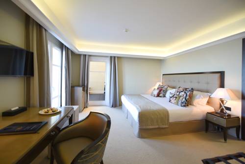 Imagen general del Hotel Des Gouverneurs. Foto 2