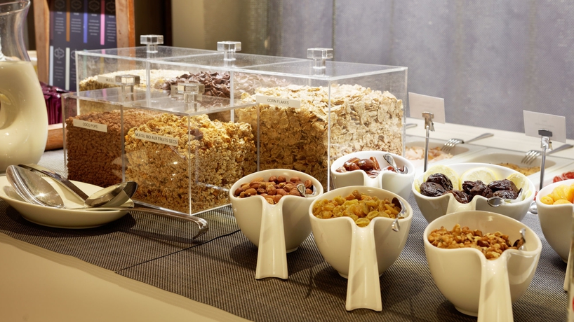 Imagen del bar/restaurante del Hotel Des Grands Voyageurs. Foto 6