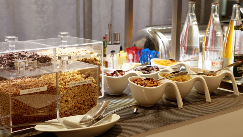 Imagen del bar/restaurante del Hotel Des Grands Voyageurs. Foto 9