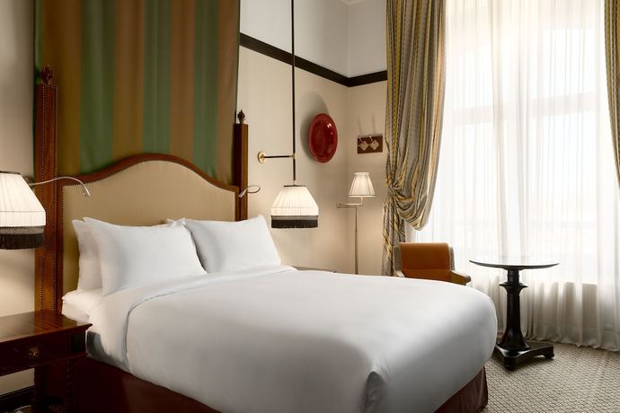 Imagen de la habitación del Hotel Des Indes. Foto 9